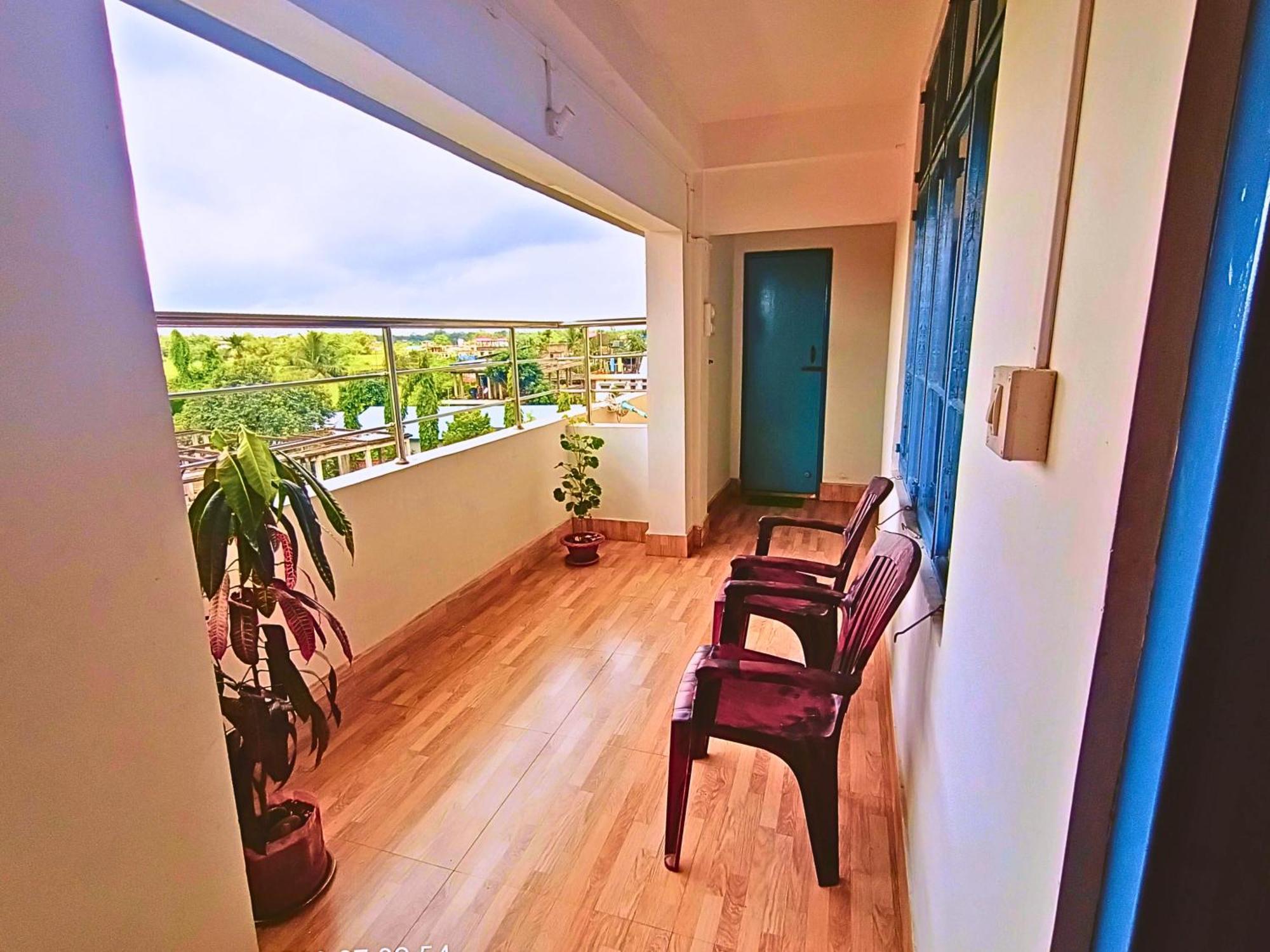 Taj Residency Holiday Homestay -Entire 1Bhk & 2Bhk Private Apartments -Call 767Ooo54Oo Джорхат Екстер'єр фото