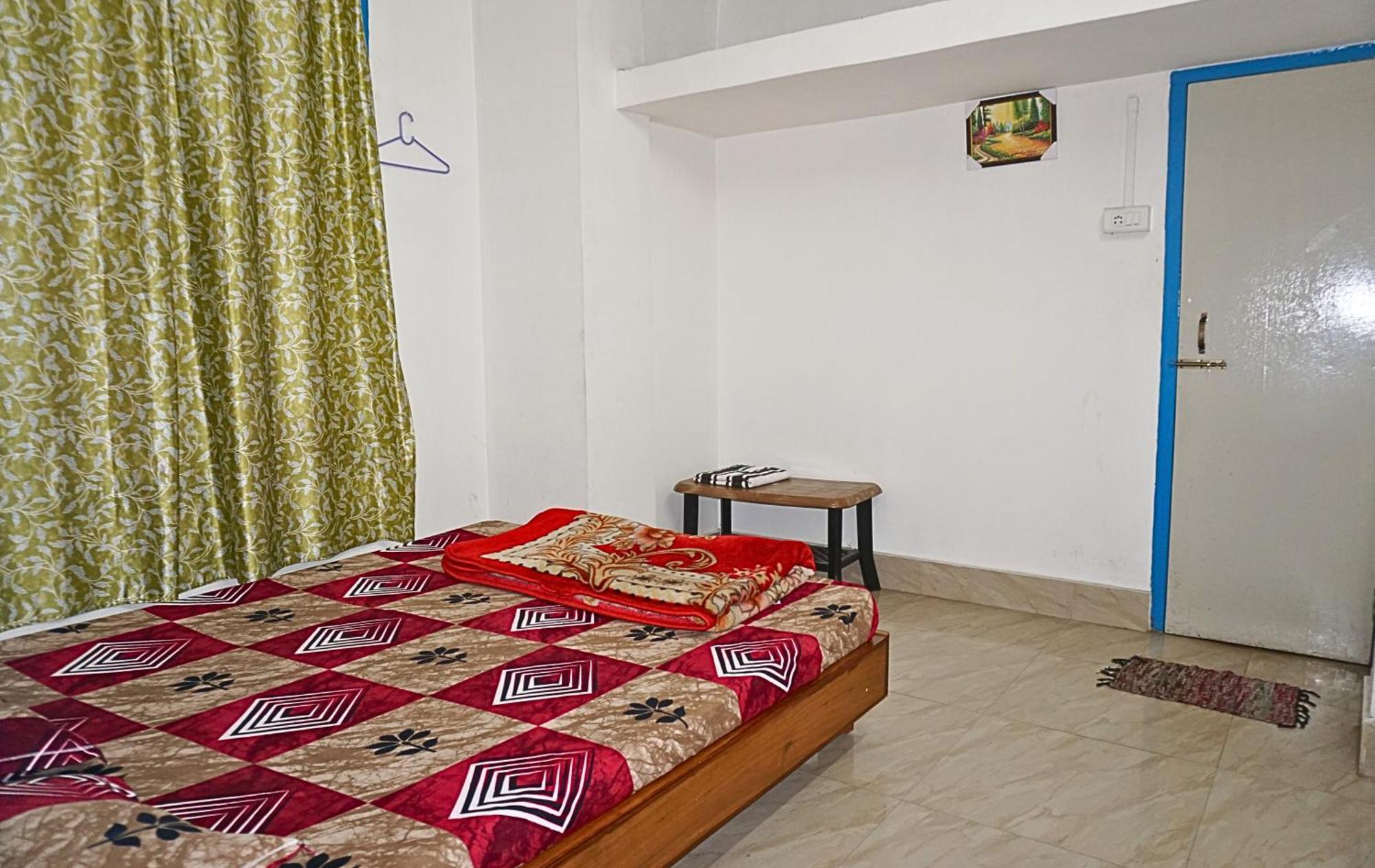 Taj Residency Holiday Homestay -Entire 1Bhk & 2Bhk Private Apartments -Call 767Ooo54Oo Джорхат Екстер'єр фото