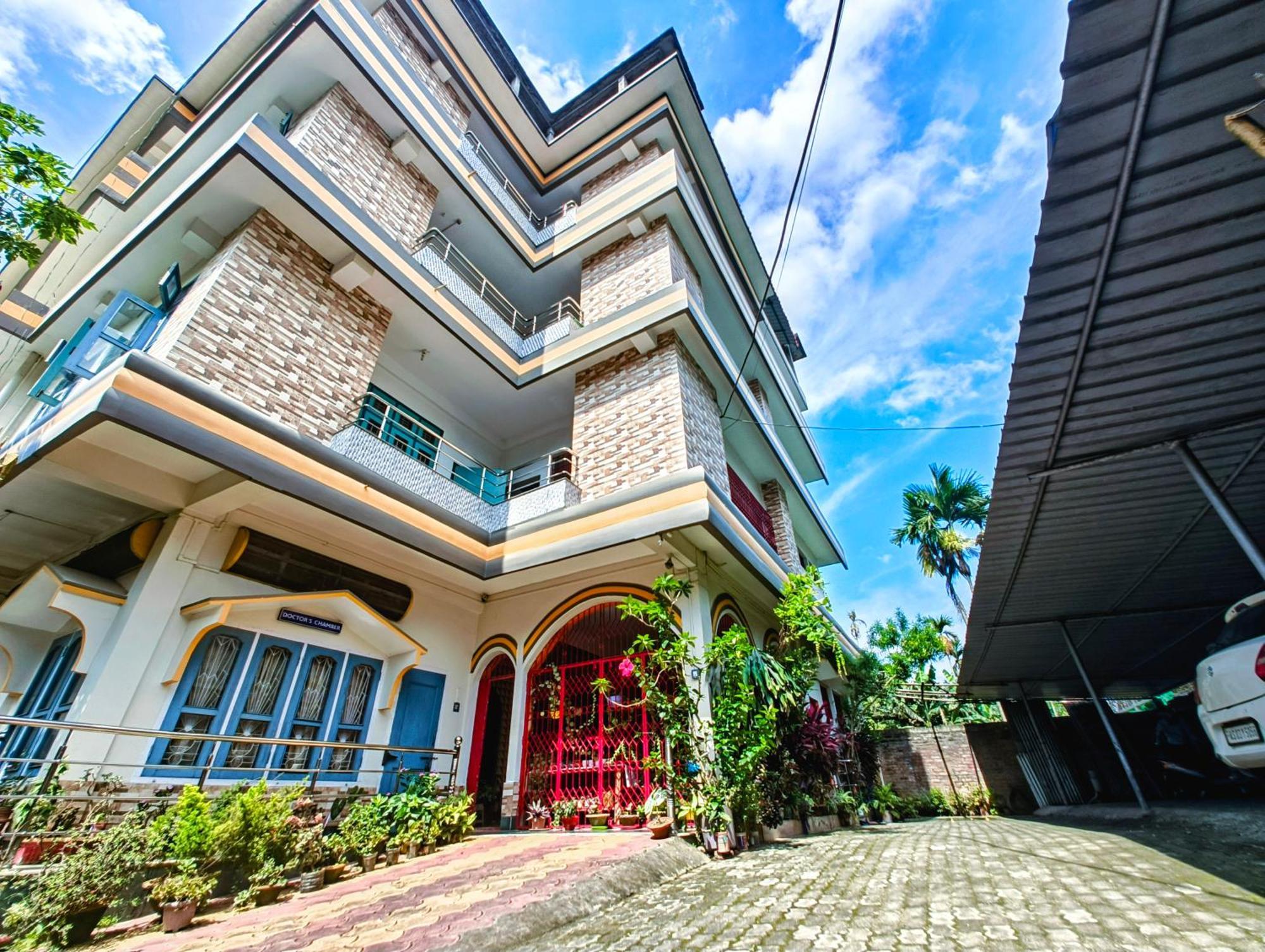 Taj Residency Holiday Homestay -Entire 1Bhk & 2Bhk Private Apartments -Call 767Ooo54Oo Джорхат Екстер'єр фото